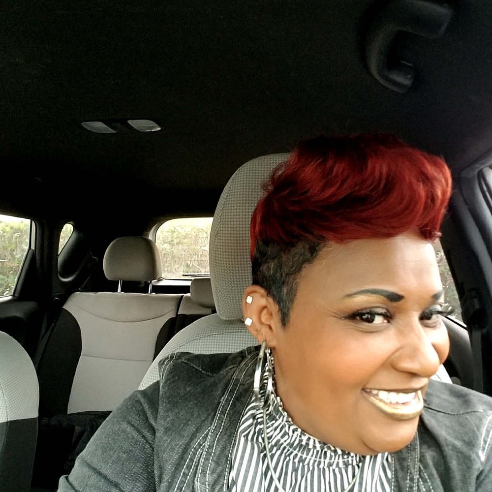 Meet your Posher, Debra